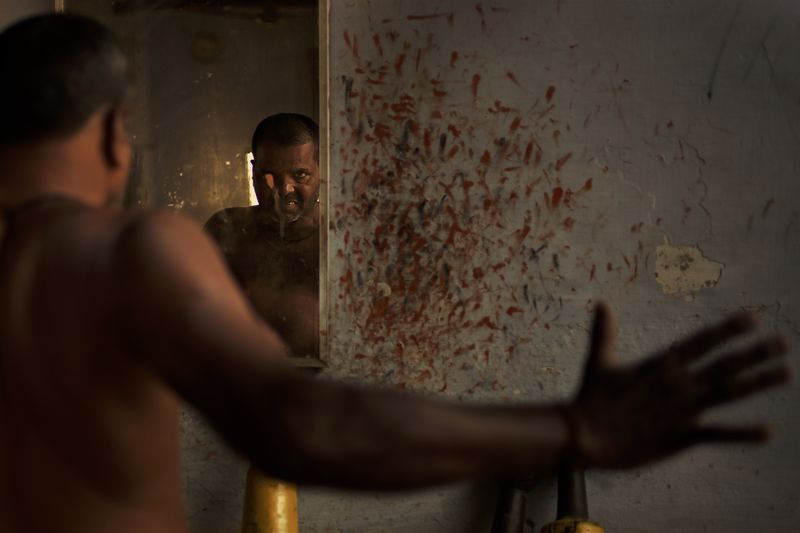 © Lucas Dragone - Image from the akhada photography project