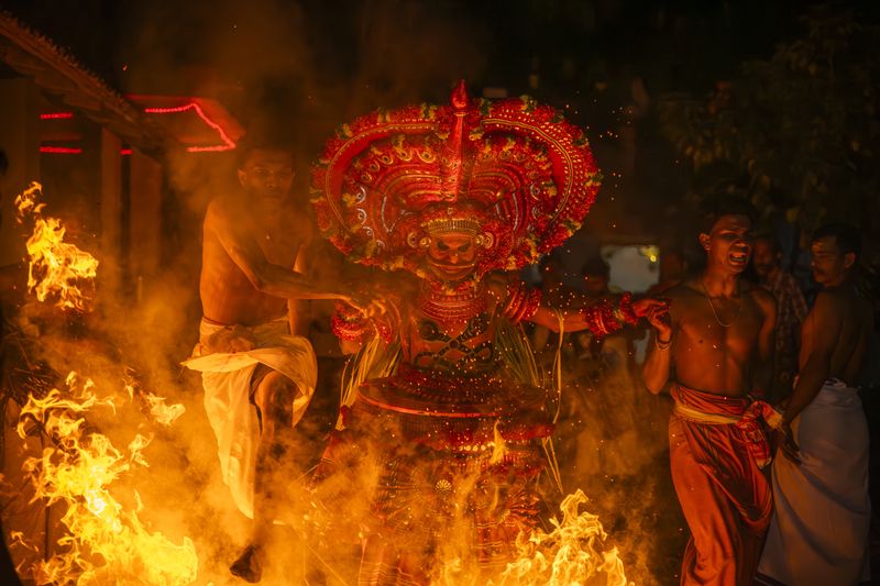 © Lucas Dragone - Image from the Documenting Performing Arts photography project