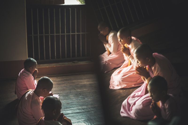 © Lucas Dragone - Image from the Myanmar 2012 photography project