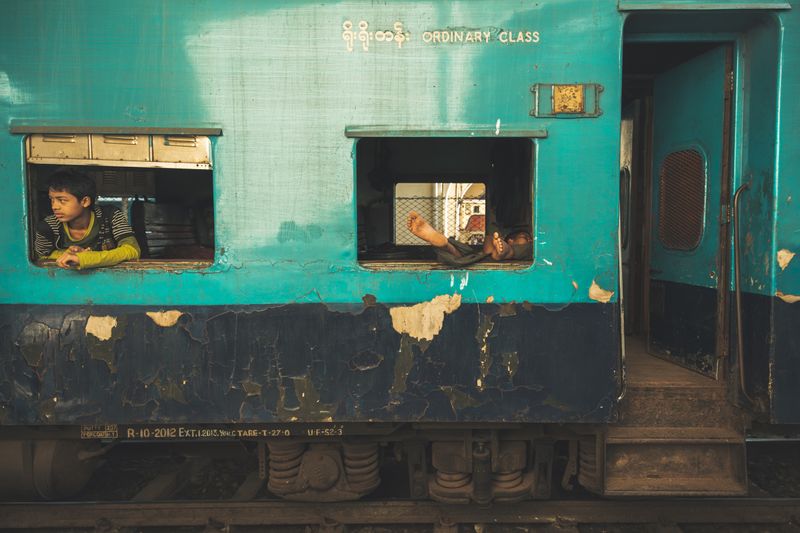 © Lucas Dragone - Image from the Myanmar 2012 photography project