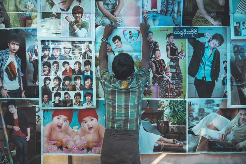 © Lucas Dragone - Image from the Myanmar 2012 photography project