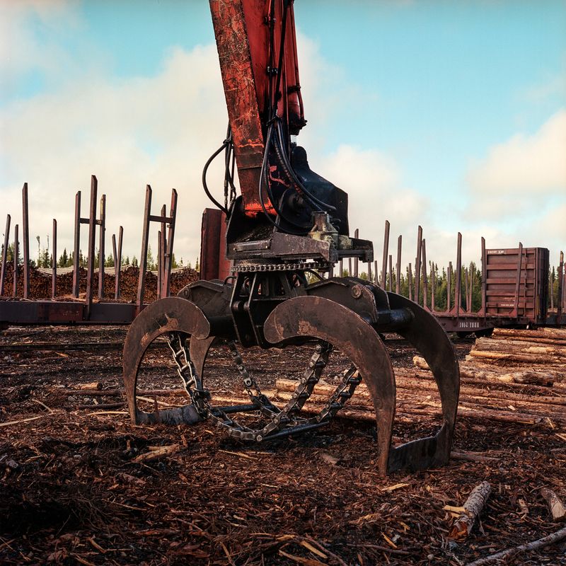 © Aaron Vincent Elkaim - Image from the A State of Erosion photography project