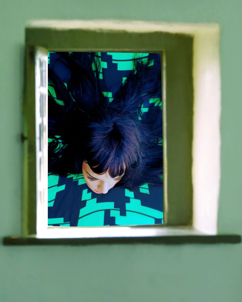 © Nasrah Omar - Wailing And Veiling