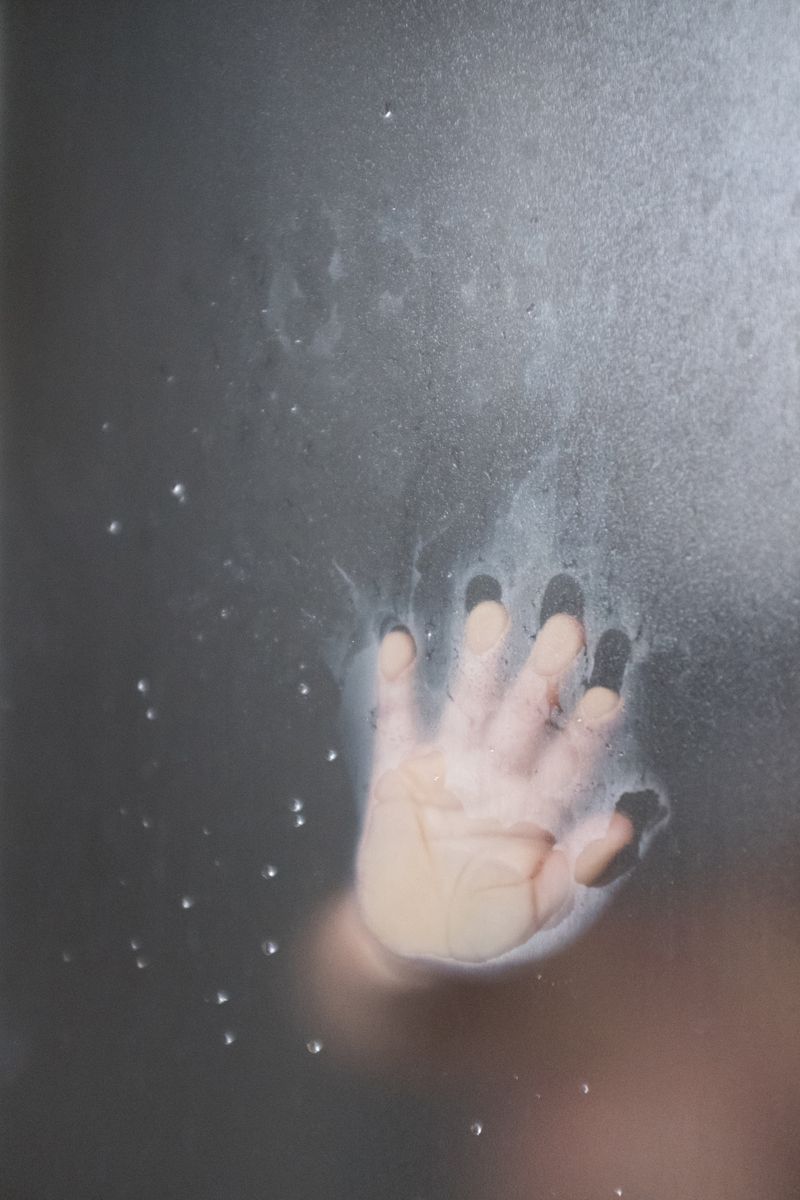 © Francesca Cirilli - Dots I (Hand)