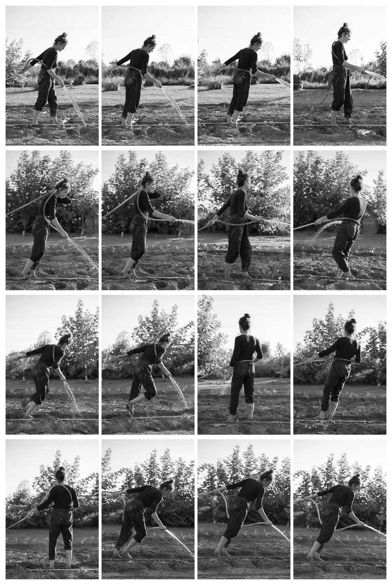 © Francesca Cirilli - Image from the PREGNANT WITH ALL THE SEASONS [Gravida di tutte le stagioni] photography project