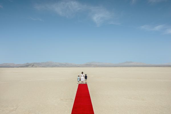 © Diana Markosian - My family arrived in America. My mother described it as the arrival to nowhere, with the hope of going somewhere.