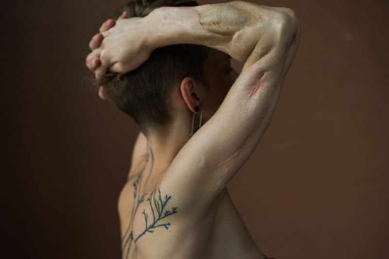 © Lilia Li-mi-yan - Image from the Turning Against the Self photography project