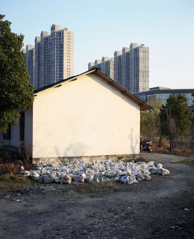 © Simone Mizzotti - Image from the Ningbo Polytechnic photography project