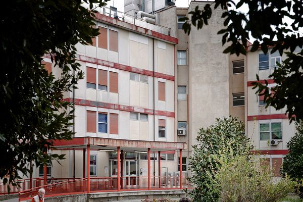 © Leonardo Chiarabini - Outside of Careggi hospital's psychiatric ward. Florence, Italy.