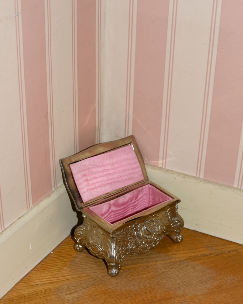 © Fred Mungo - Image from the Familiar Things photography project