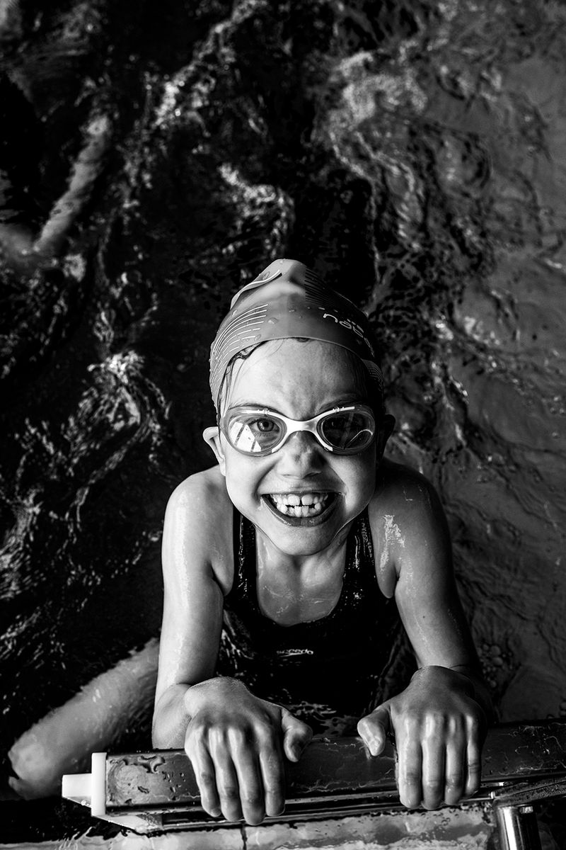 © Carla Kogelman - Image from the SYNC SWIM photography project