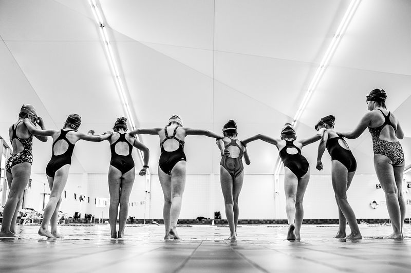© Carla Kogelman - Image from the SYNC SWIM photography project