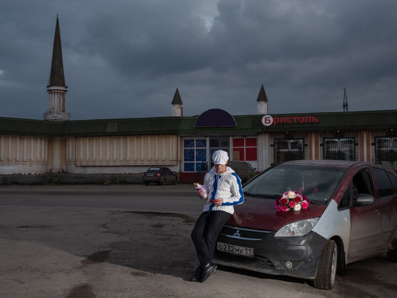 © Dmitry Pechurin - Image from the With love for the Motherland: methodological recommendations photography project