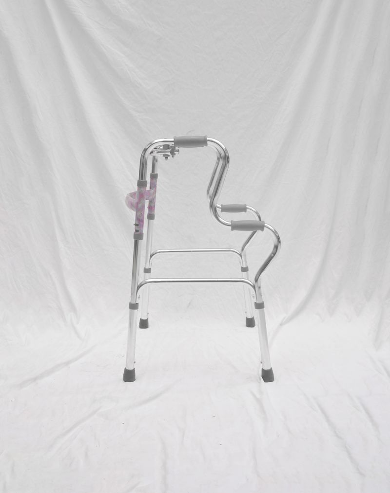 © Najhmi Cartagena - Image from the Objects of ELA photography project