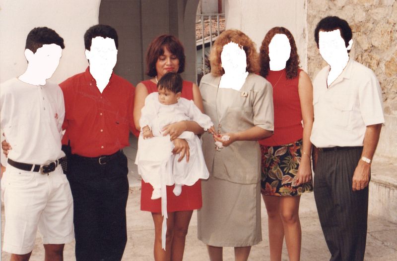 © Najhmi Cartagena - Image from the The art of losing (el arte de perder) photography project