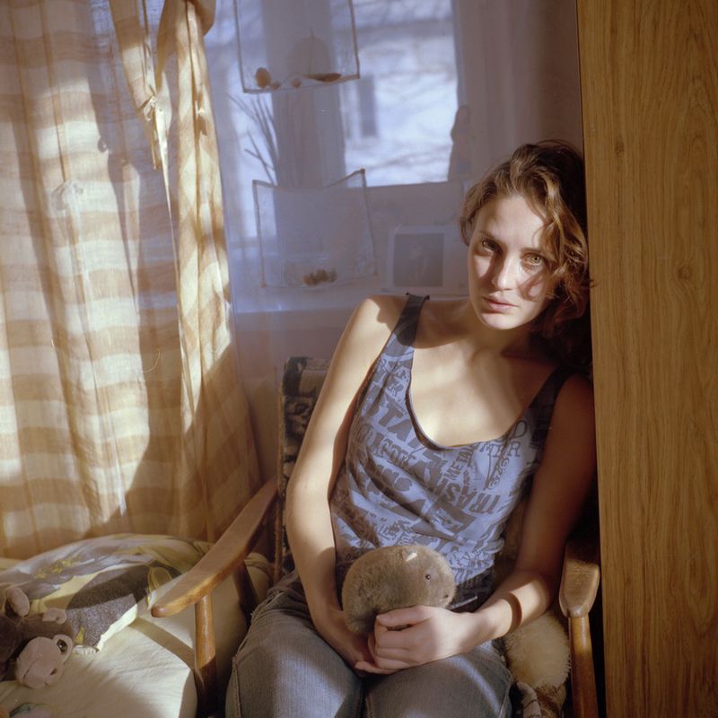 © Kate Dmitrieva - Image from the Broken flowers  photography project