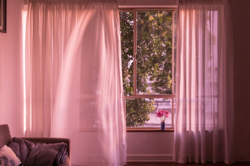 © Cris Veit - Image from the With just a little luck, you might never fall in love again photography project