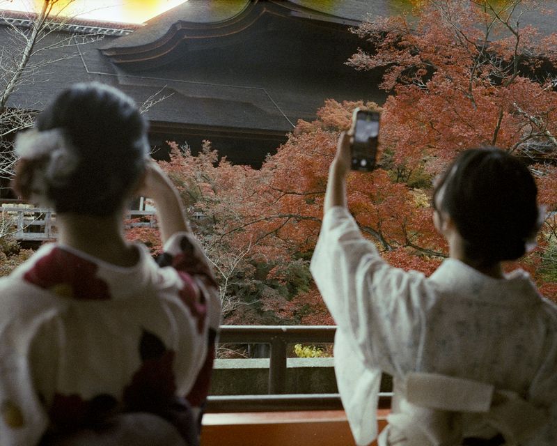 © Moník Molinet - Image from the Instant Geishas in the digital Age photography project