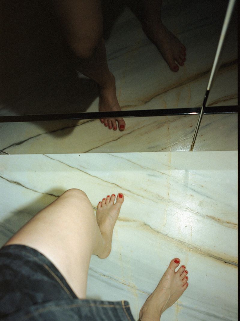 © Moník Molinet - Image from the Domestic Geometry of the Unresolved photography project