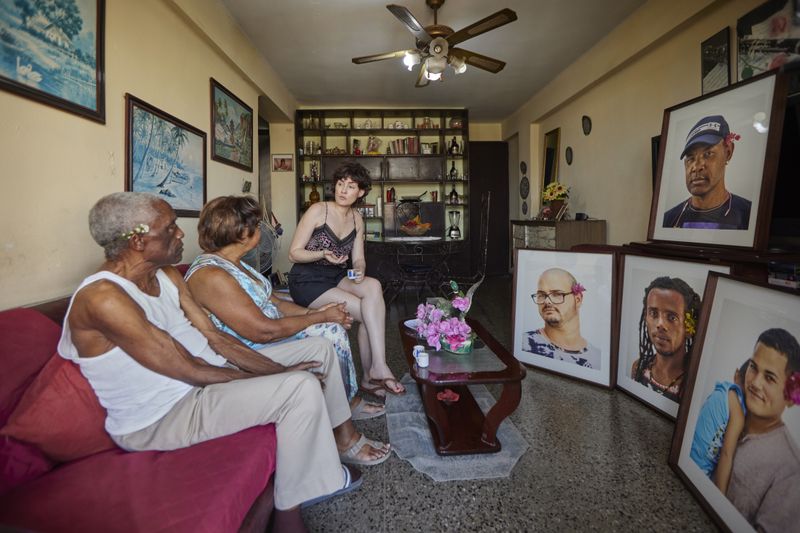 © Moník Molinet - Sharing with my grandmother Estela and my grandfather Adalberto works from my lastexhibition in Havana, “Masculinities”