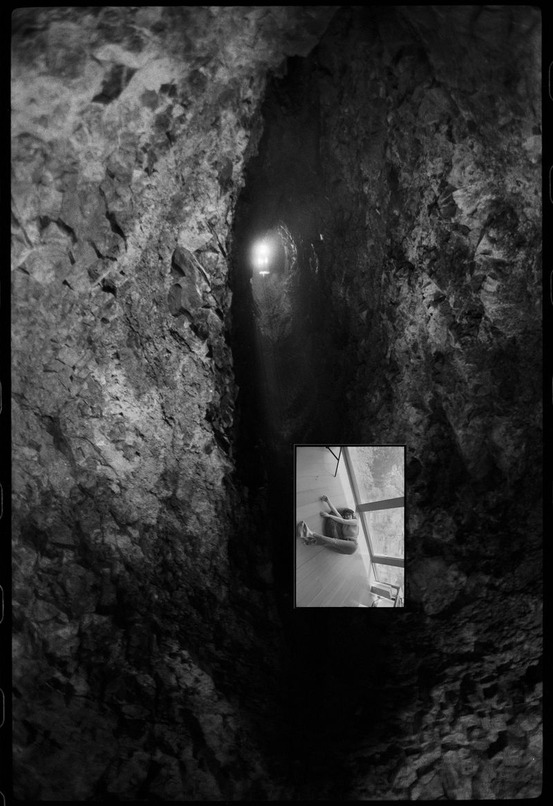 © Moník Molinet - Falling into the Thrihnukagigur Volcano