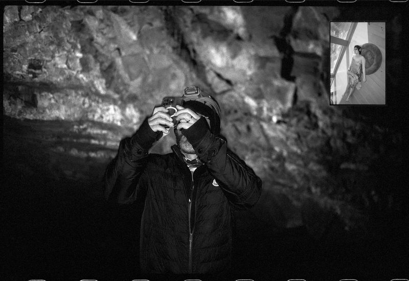 © Moník Molinet - My husband inside the volcano