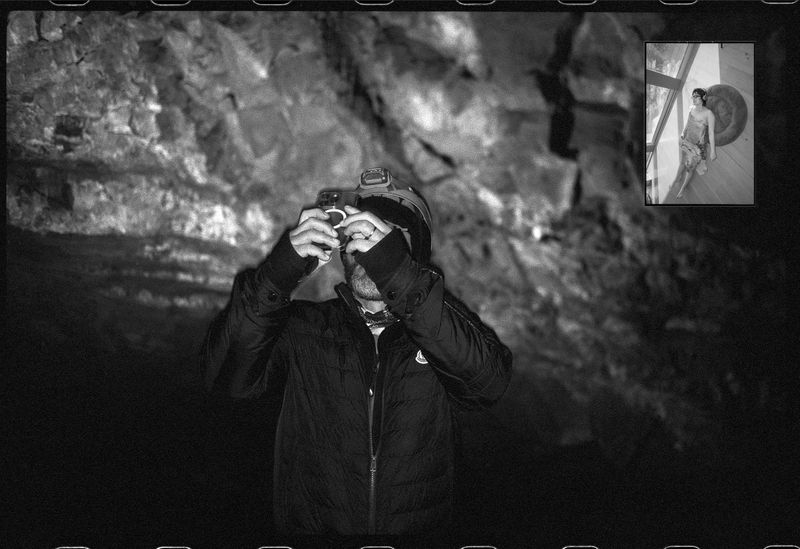 © Moník Molinet - My husband inside the volcano