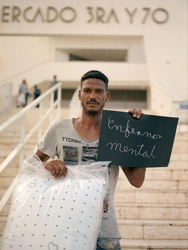 © Moník Molinet - Mentally ill.