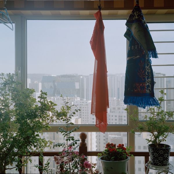 © Xue Wang - Image from the The Henna (Chinese Muslim girl) photography project