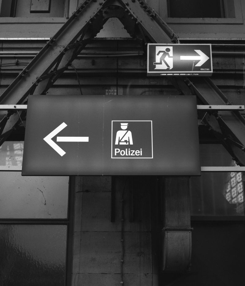 © Max Ferdinand Langer - Pictograms at the main station in frankfurt am main
