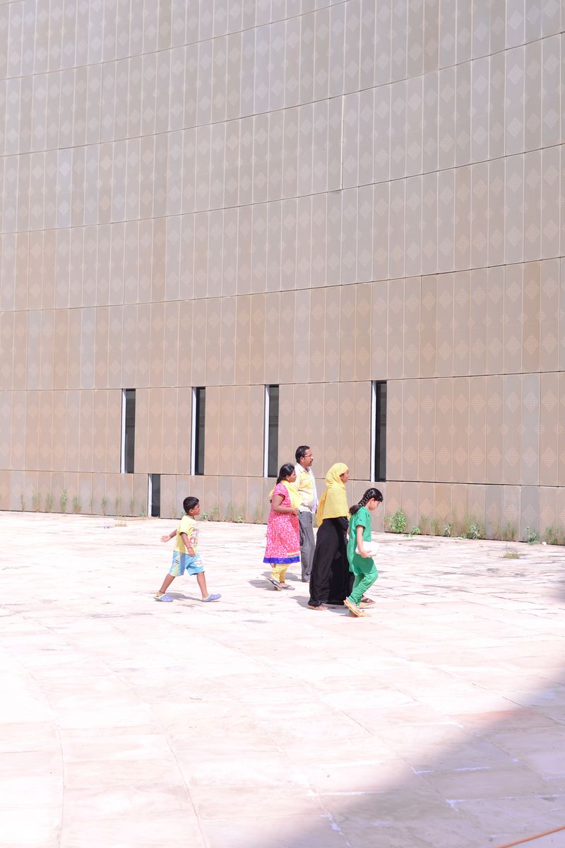 © Balaji Maheshwar - Image from the Tunnel photography project