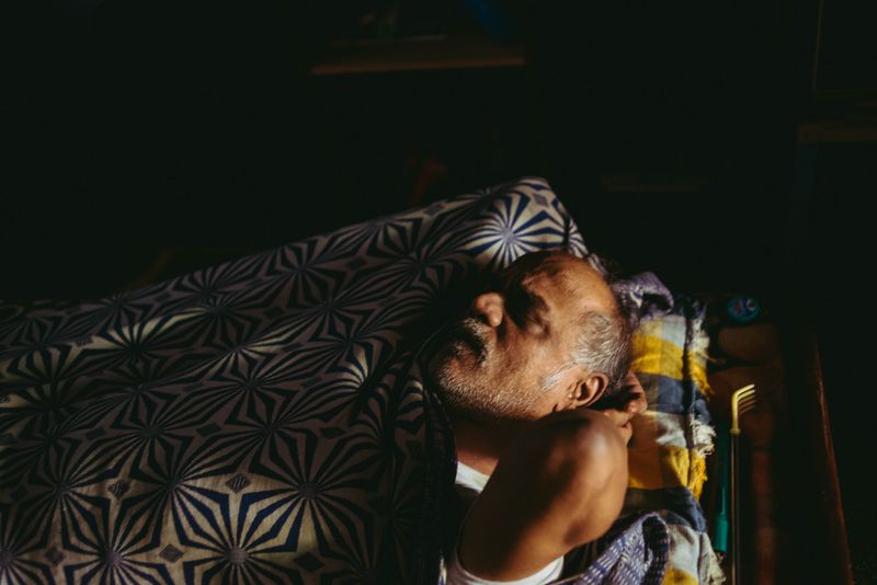 © Balaji Maheshwar - Maheshwar suffered from insomnia and sometimes he sleeps during the day.