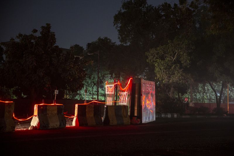 © Ishan Tankha - Sundar Nagar, New Delhi, 12.11.2020A diversion sign on a road under construction.