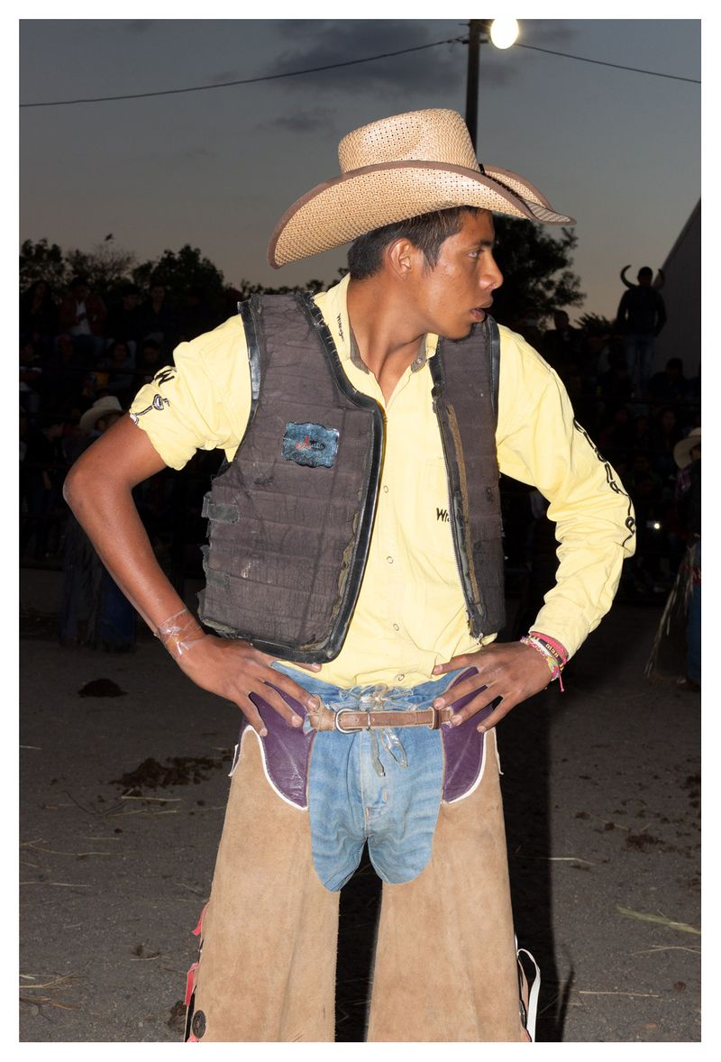 © Camile - Image from the La comunidad. photography project