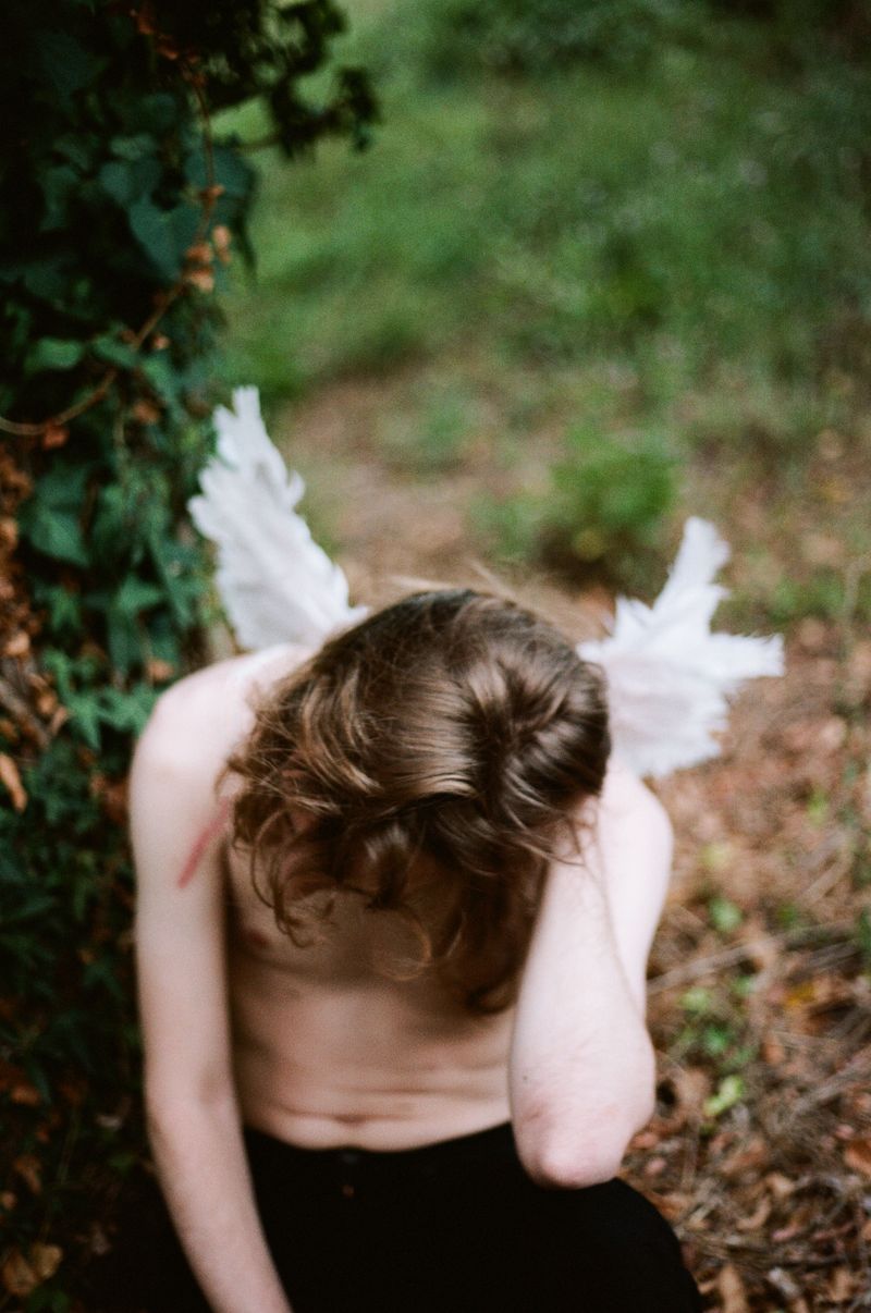 © Sara Rinaldi - Image from the For absence and surplus alike, a single motion of the neck photography project