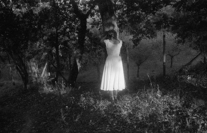© Sara Rinaldi - Image from the For absence and surplus alike, a single motion of the neck photography project
