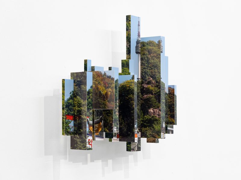 © JAEYONG CHO - Approaching Prospect, Mt. Namsan, Jung-gu, Seoul, 2023, (Left View)