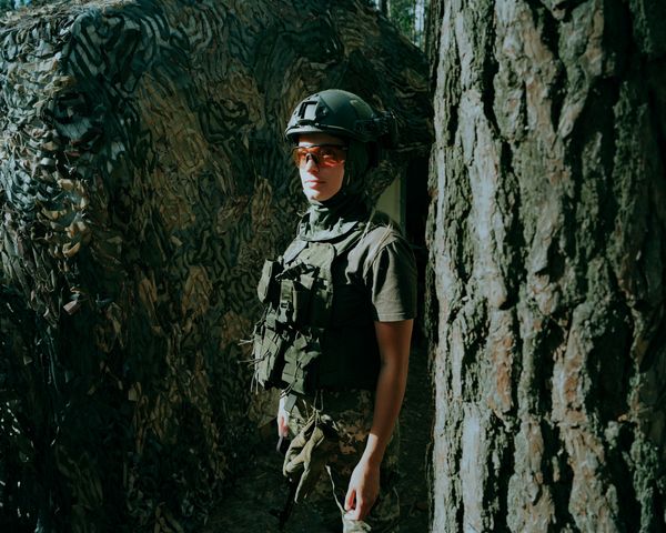 © Jules Slutsky - Image from the The Porous Border photography project