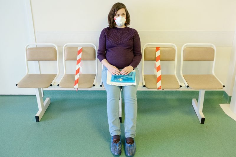 © Alyona Kochetkova - Image from the Right to give birth photography project