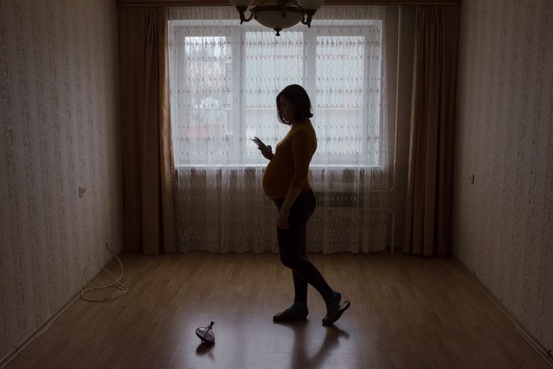 © Alyona Kochetkova - Image from the Right to give birth photography project