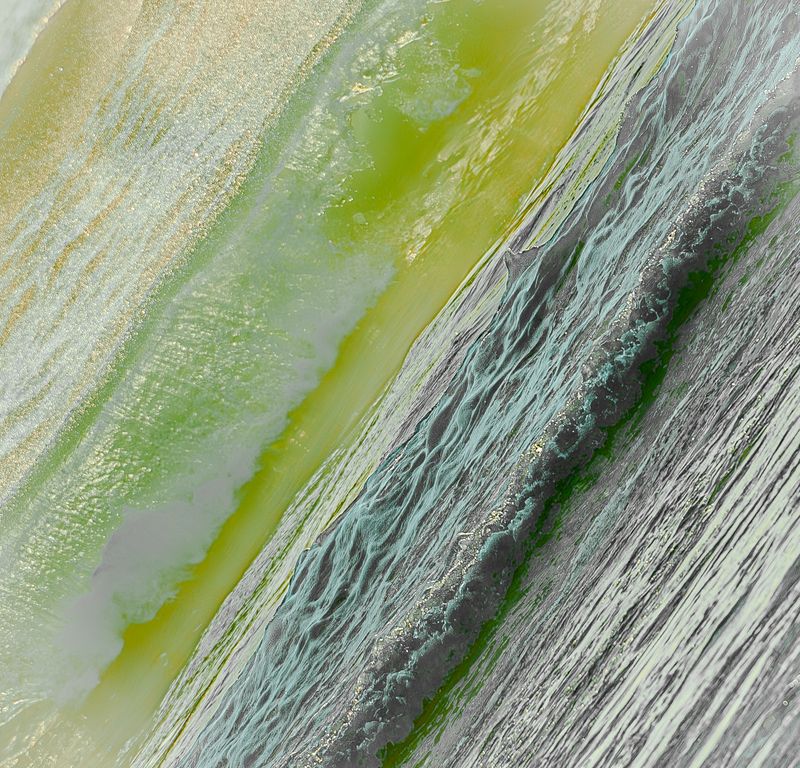 © Ofe BARROS - Image from the The Vertical Wave photography project