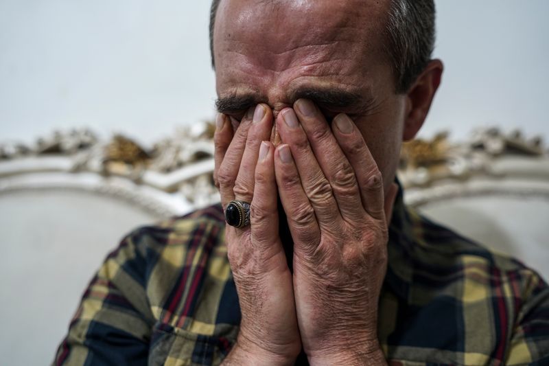 © Ali Rad - Hanieh's father's fear and sorrow for her safety and survival during the migration journey through the jungle and sea.