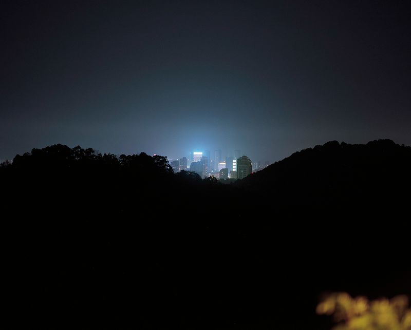 © Bowei Yang - The light behind a mountain, Hangzhou, China, 2017.