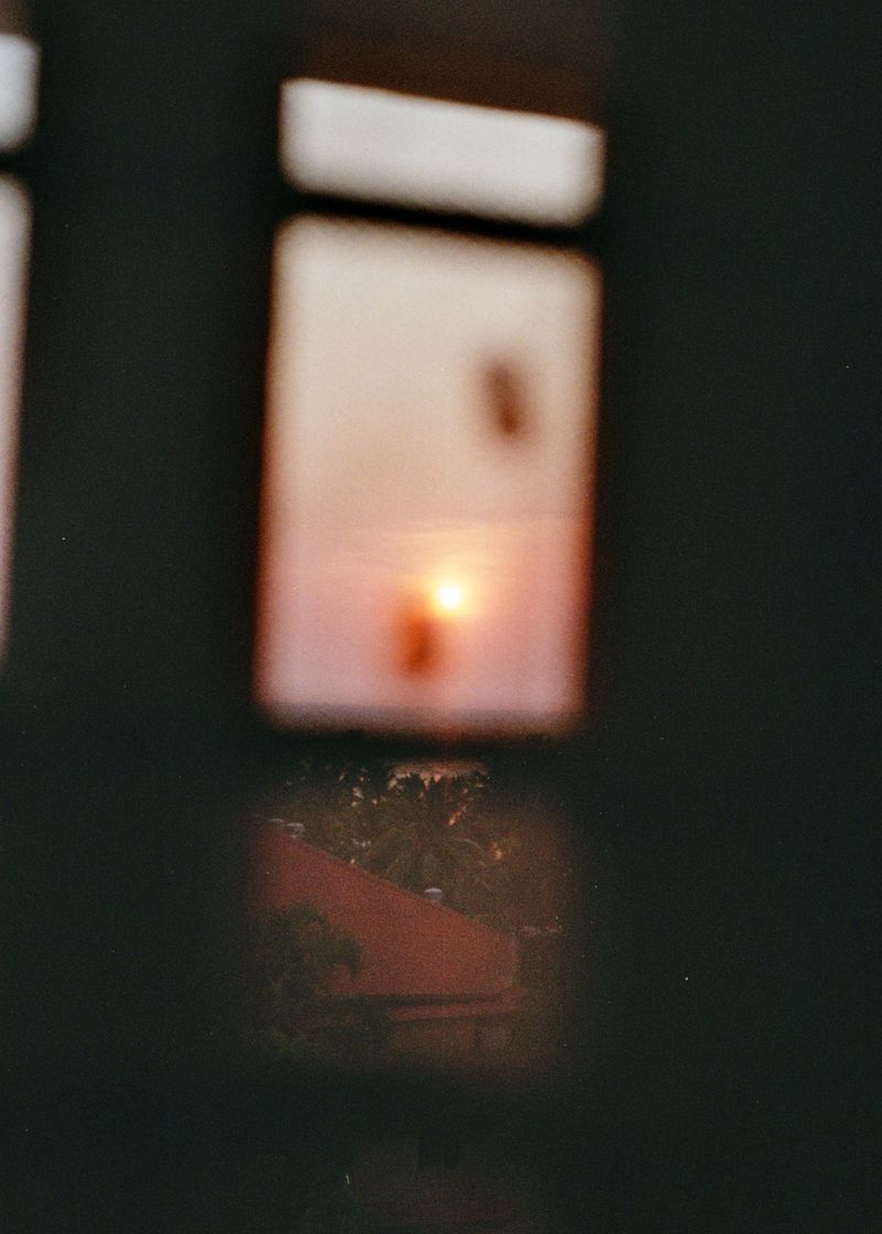 © Francis Brinkman - Image from the a bleeding seeker photography project