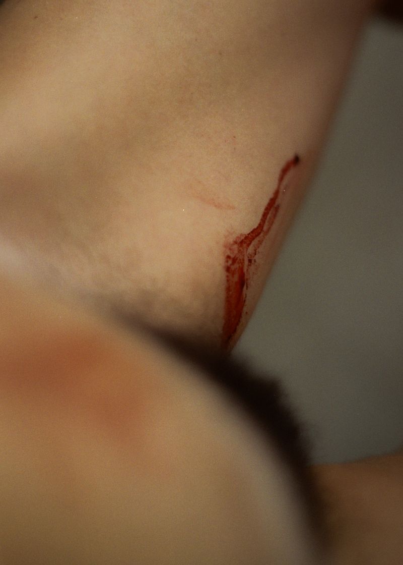© Francis Brinkman - Image from the a bleeding seeker photography project