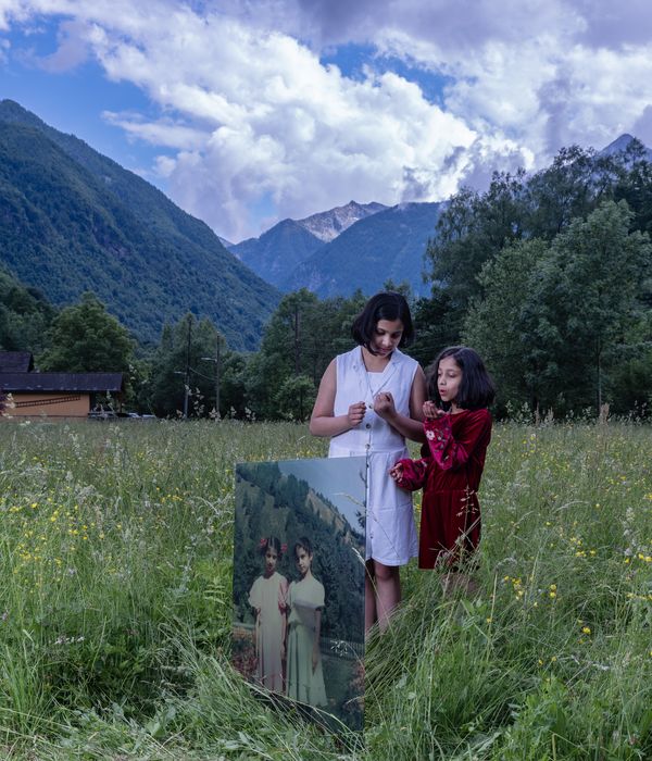 © Anita Khemka & Imran Kokiloo - Image from the Kashmir: The Making of a Family Album photography project