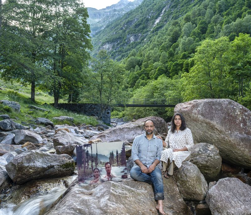 © Anita Khemka & Imran Kokiloo - Image from the Kashmir: The Making of a Family Album photography project
