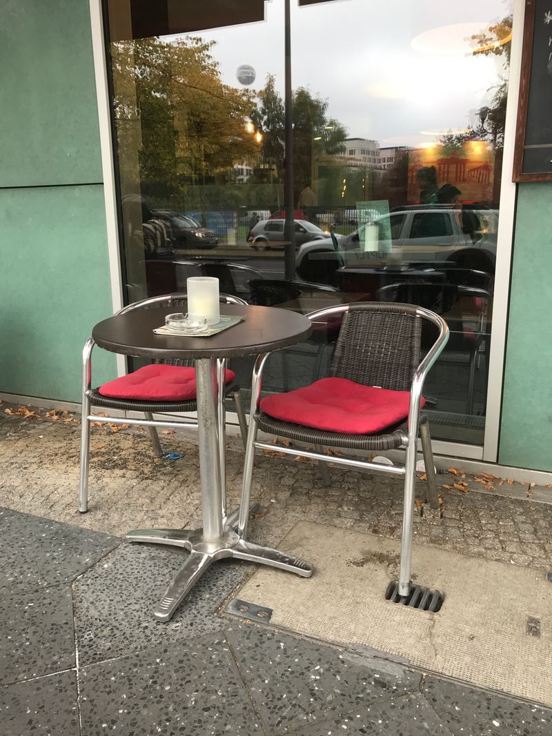 © Monika Blanka Katterwe - Opposites attract and lets also stand up