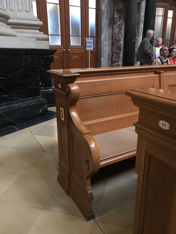 © Monika Blanka Katterwe - Curves with corners and natural patterns as to take a seat