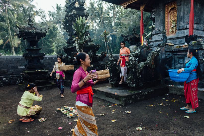 © Nyimas Laula - Image from the Honoring The Goddesses: Sang Hyang Dedari photography project